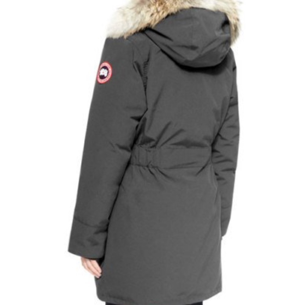 Canada Goose Trillium Coat in great condition!!